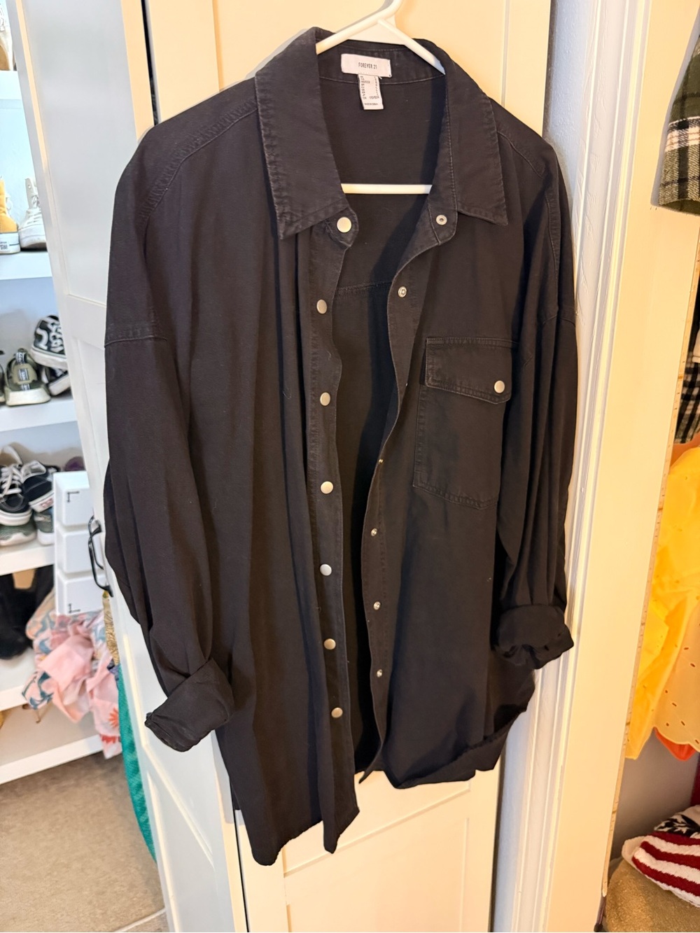 Forever 21 Black Button-Front Oversized Shirt
